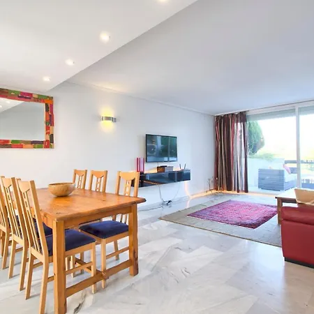 Penthouse Las Jacarandas * Estepona