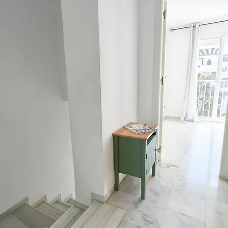 Penthouse Las Jacarandas Apartment Estepona