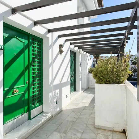 Penthouse Las Jacarandas * Estepona