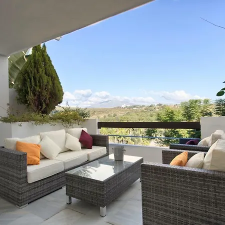 Apartment Penthouse Las Jacarandas Estepona